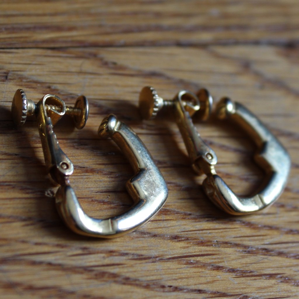 Vintage Goldette ClipScrew-On Earrings 35$